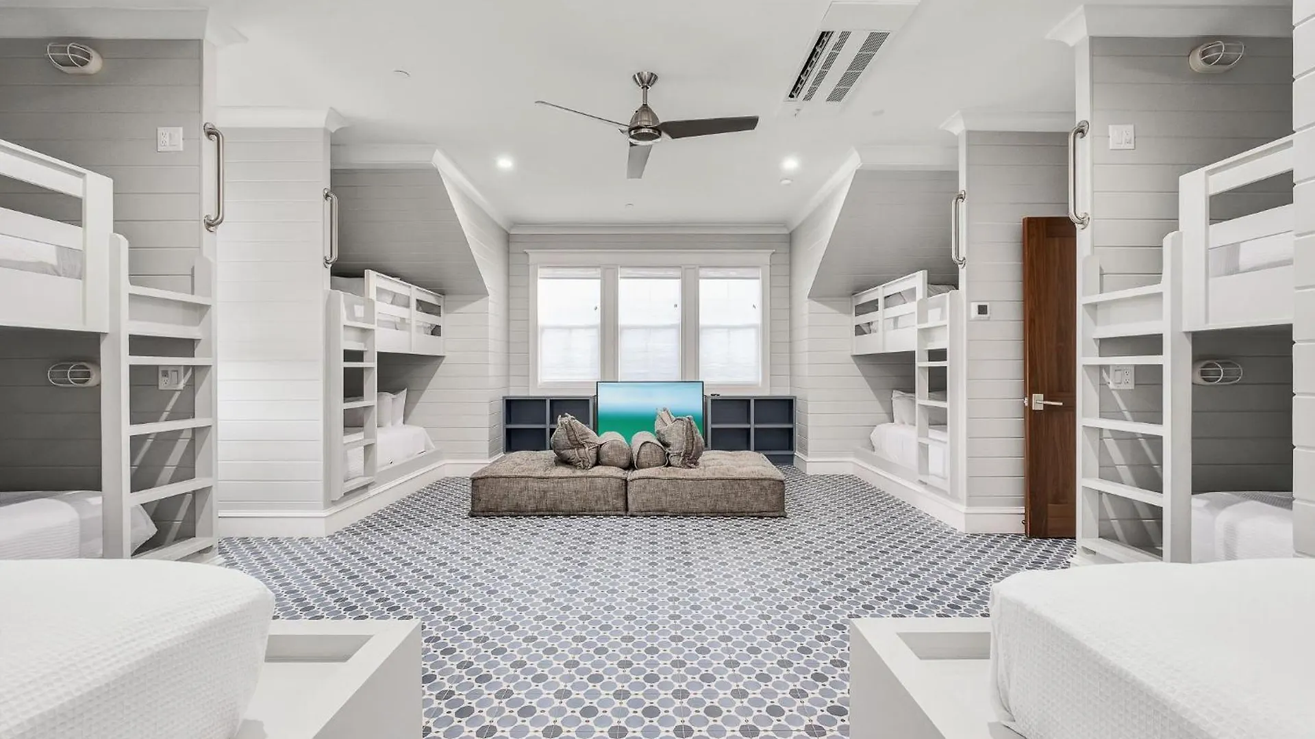 Paradise At Park Row Destin